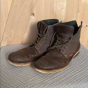 Levi's Men's Brown Leather Boots
